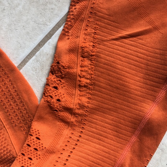 Gymshark flawless knit leggings size medium in orange - Picture 2 of 5